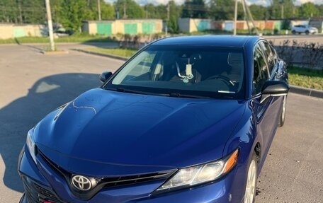 Toyota Camry, 2017 год, 2 900 000 рублей, 6 фотография