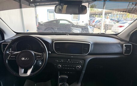 KIA Sportage IV рестайлинг, 2020 год, 2 399 000 рублей, 10 фотография