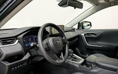 Toyota RAV4, 2025 год, 3 860 000 рублей, 2 фотография