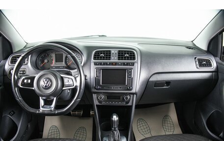 Volkswagen Polo VI (EU Market), 2018 год, 1 359 000 рублей, 12 фотография