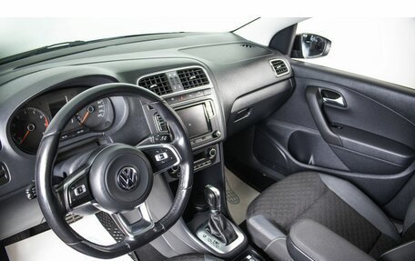 Volkswagen Polo VI (EU Market), 2018 год, 1 359 000 рублей, 7 фотография