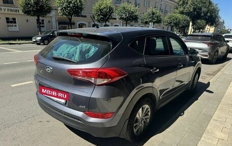 Hyundai Tucson III, 2016 год, 1 850 000 рублей, 2 фотография