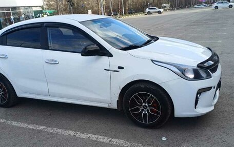 KIA Rio IV, 2018 год, 750 000 рублей, 2 фотография