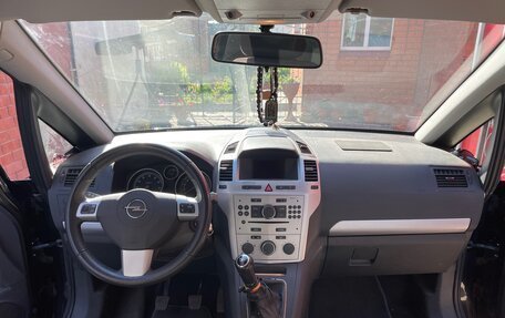 Opel Zafira B, 2010 год, 900 000 рублей, 14 фотография
