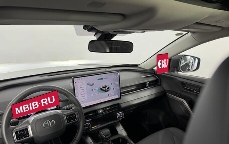 Toyota RAV4, 2026 год, 4 460 000 рублей, 25 фотография