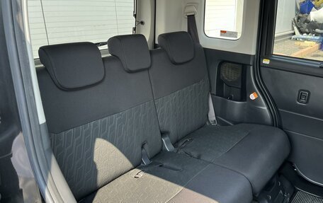 Toyota Roomy I, 2019 год, 1 090 000 рублей, 9 фотография