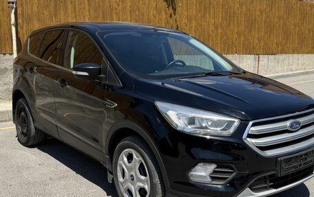 Ford Kuga III, 2019 год, 1 500 000 рублей, 1 фотография