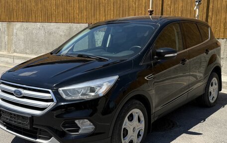 Ford Kuga III, 2019 год, 1 500 000 рублей, 3 фотография