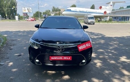Toyota Camry, 2017 год, 2 250 000 рублей, 1 фотография