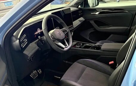 Volkswagen Tiguan, 2025 год, 4 310 215 рублей, 6 фотография