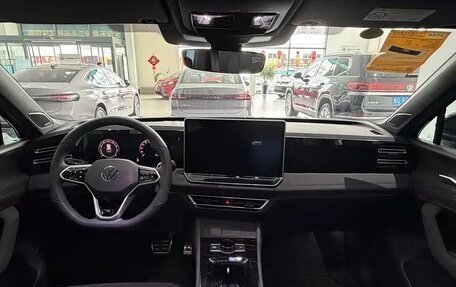 Volkswagen Tiguan, 2025 год, 4 310 215 рублей, 7 фотография