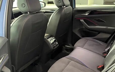 Volkswagen Tiguan, 2025 год, 4 310 215 рублей, 8 фотография