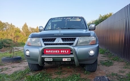 Mitsubishi Pajero III рестайлинг, 2003 год, 1 050 000 рублей, 4 фотография