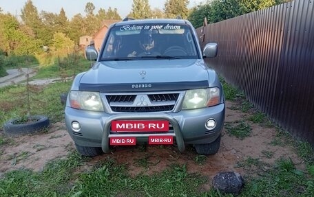 Mitsubishi Pajero III рестайлинг, 2003 год, 1 050 000 рублей, 3 фотография