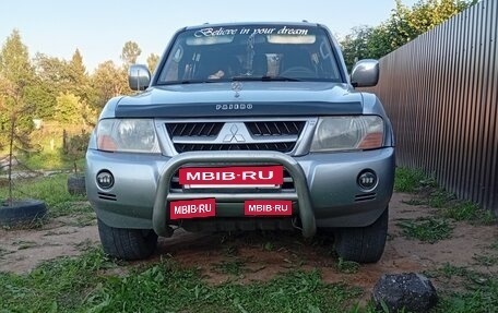 Mitsubishi Pajero III рестайлинг, 2003 год, 1 050 000 рублей, 15 фотография