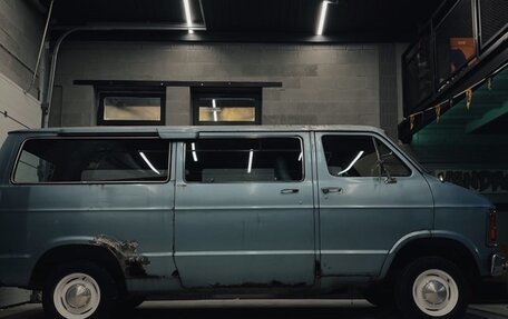Dodge Ram Van, 1989 год, 2 500 000 рублей, 6 фотография