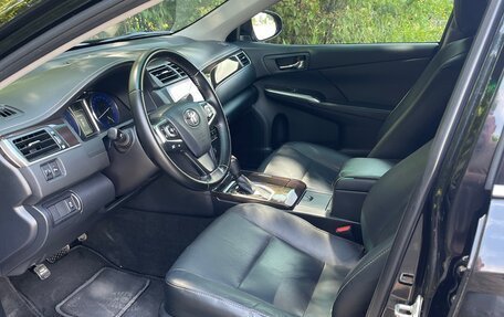 Toyota Camry, 2017 год, 2 250 000 рублей, 16 фотография
