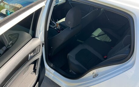 Volkswagen Golf VII, 2014 год, 1 200 000 рублей, 27 фотография