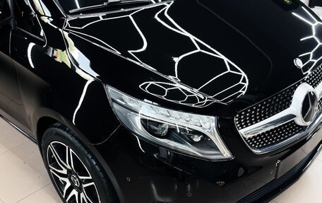 Mercedes-Benz V-Класс, 2017 год, 4 800 000 рублей, 23 фотография