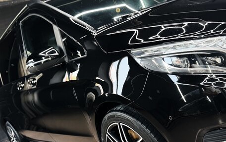 Mercedes-Benz V-Класс, 2017 год, 4 800 000 рублей, 26 фотография