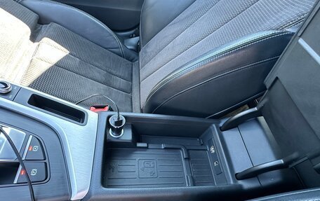 Audi A4, 2018 год, 2 400 000 рублей, 19 фотография
