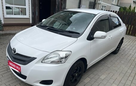 Toyota Belta, 2009 год, 450 000 рублей, 8 фотография