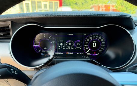 Ford Mustang VI рестайлинг, 2019 год, 3 200 000 рублей, 9 фотография
