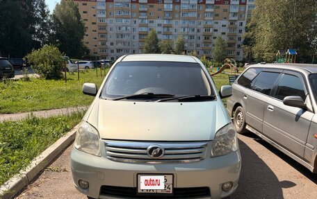 Toyota Raum II, 2003 год, 450 000 рублей, 2 фотография