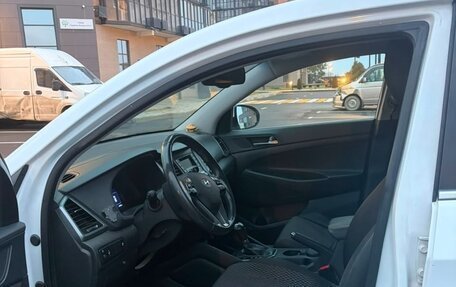 Hyundai Tucson III, 2018 год, 2 080 000 рублей, 4 фотография