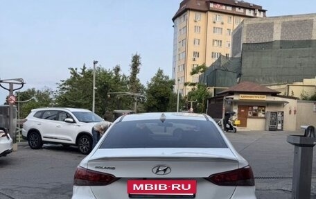 Hyundai Solaris II рестайлинг, 2018 год, 990 000 рублей, 4 фотография