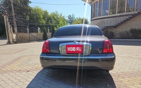 Lincoln Town Car III рестайлинг, 1999 год, 1 750 000 рублей, 5 фотография