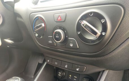 Hyundai Solaris II рестайлинг, 2017 год, 1 150 000 рублей, 8 фотография
