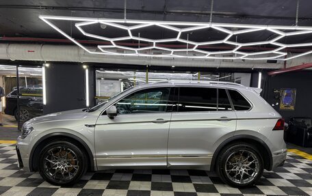 Volkswagen Tiguan II, 2018 год, 3 550 000 рублей, 4 фотография