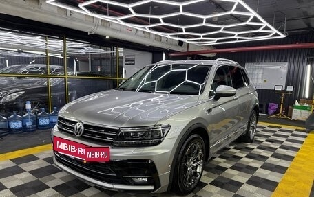 Volkswagen Tiguan II, 2018 год, 3 550 000 рублей, 3 фотография