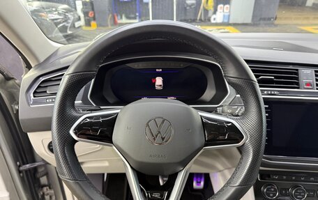 Volkswagen Tiguan II, 2018 год, 3 550 000 рублей, 12 фотография