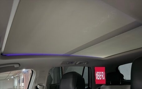 Volkswagen Tiguan II, 2018 год, 3 550 000 рублей, 20 фотография