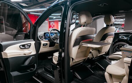 Mercedes-Benz V-Класс, 2026 год, 14 000 000 рублей, 6 фотография