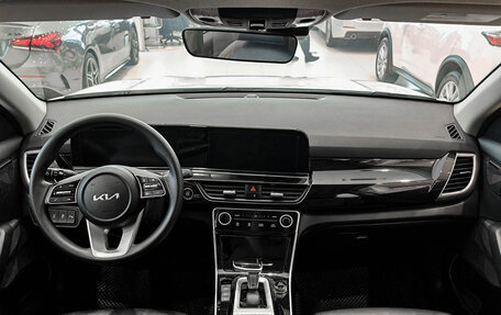 KIA Seltos I, 2025 год, 2 390 000 рублей, 18 фотография