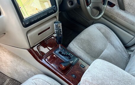 Toyota Crown Majesta, 1999 год, 1 290 000 рублей, 9 фотография