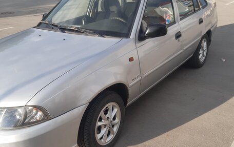 Daewoo Nexia I рестайлинг, 2010 год, 100 000 рублей, 6 фотография