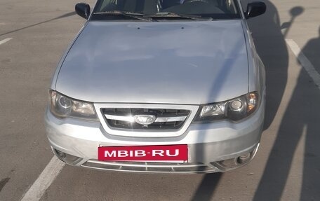 Daewoo Nexia I рестайлинг, 2010 год, 100 000 рублей, 7 фотография