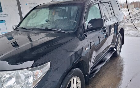 Toyota Land Cruiser 200, 2010 год, 2 600 000 рублей, 4 фотография