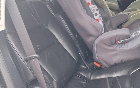 Toyota Land Cruiser 200, 2010 год, 2 600 000 рублей, 15 фотография