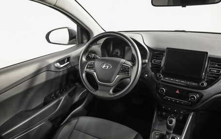Hyundai Solaris II рестайлинг, 2021 год, 1 399 000 рублей, 10 фотография