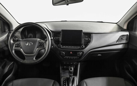 Hyundai Solaris II рестайлинг, 2021 год, 1 399 000 рублей, 11 фотография