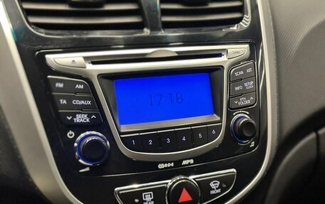 Hyundai Solaris II рестайлинг, 2011 год, 650 000 рублей, 12 фотография