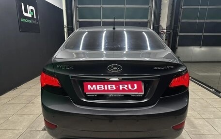 Hyundai Solaris II рестайлинг, 2011 год, 650 000 рублей, 5 фотография