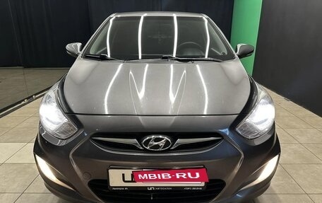 Hyundai Solaris II рестайлинг, 2011 год, 650 000 рублей, 2 фотография