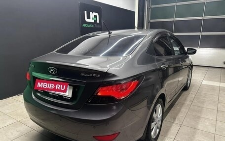 Hyundai Solaris II рестайлинг, 2011 год, 650 000 рублей, 6 фотография