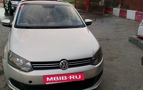 Volkswagen Polo VI (EU Market), 2011 год, 400 000 рублей, 3 фотография